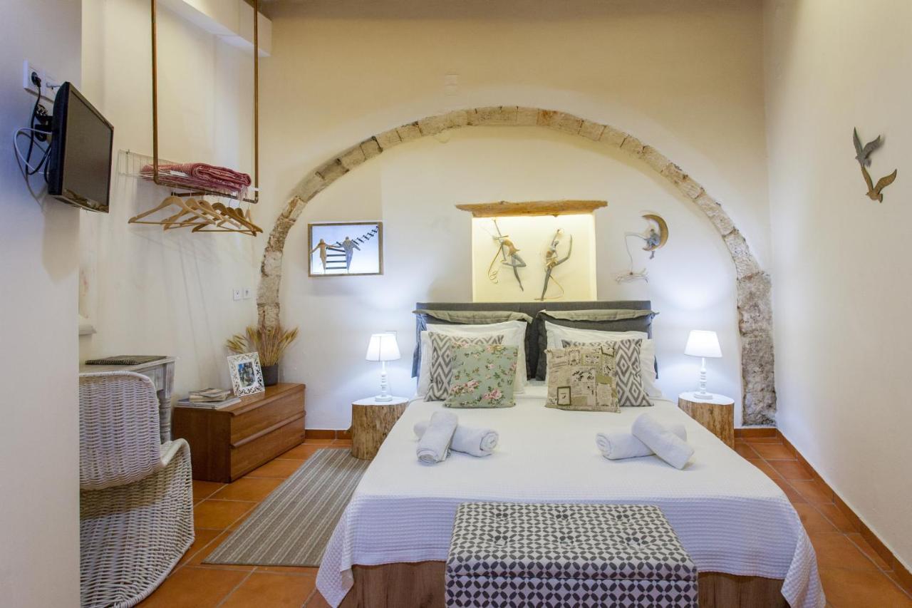 Charming Flatlet In The Old Town Apartment Chania  Bagian luar foto