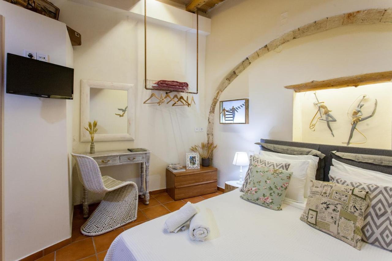 Charming Flatlet In The Old Town Apartment Chania  Bagian luar foto